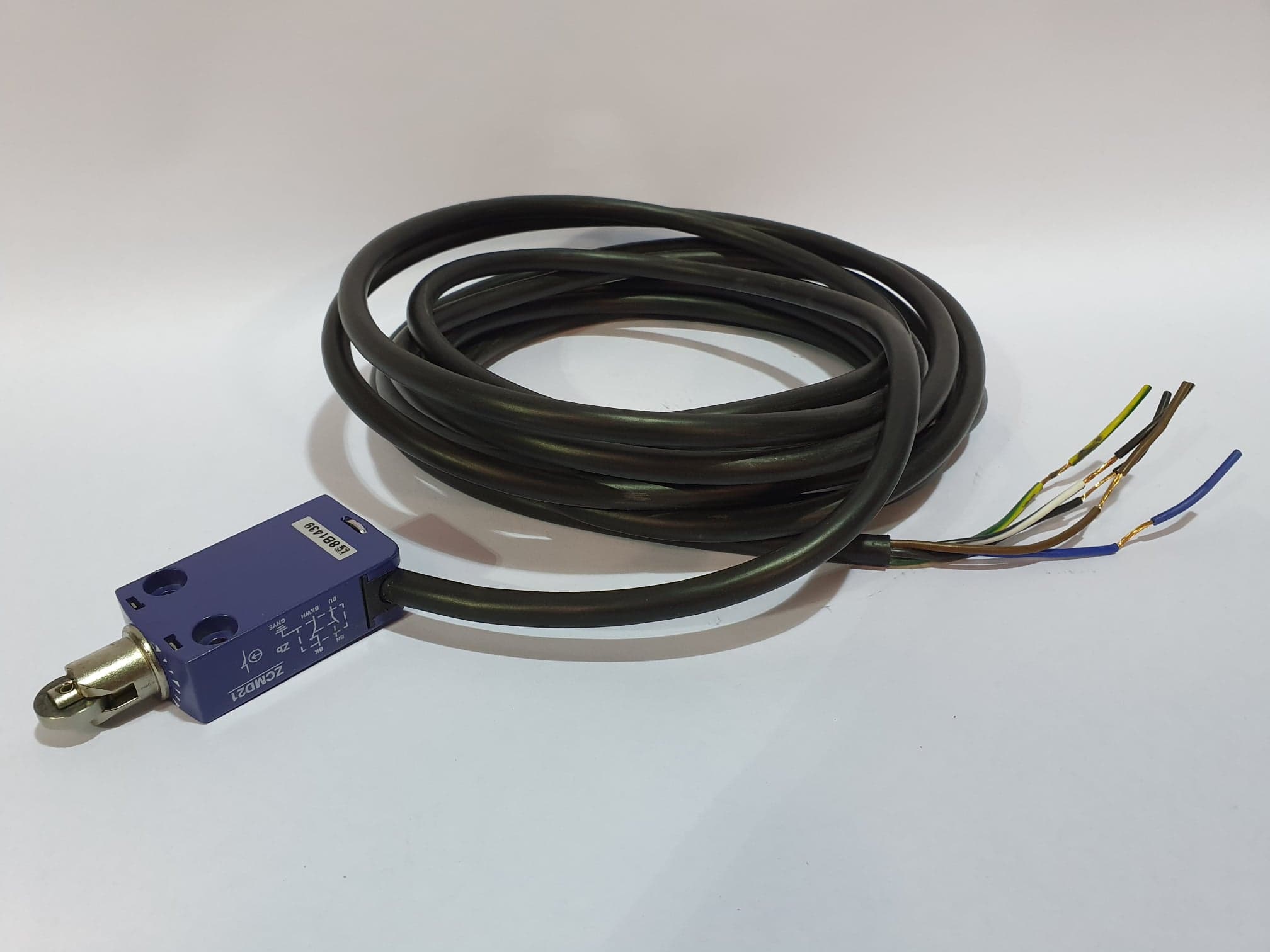 Product Return Roller Switch